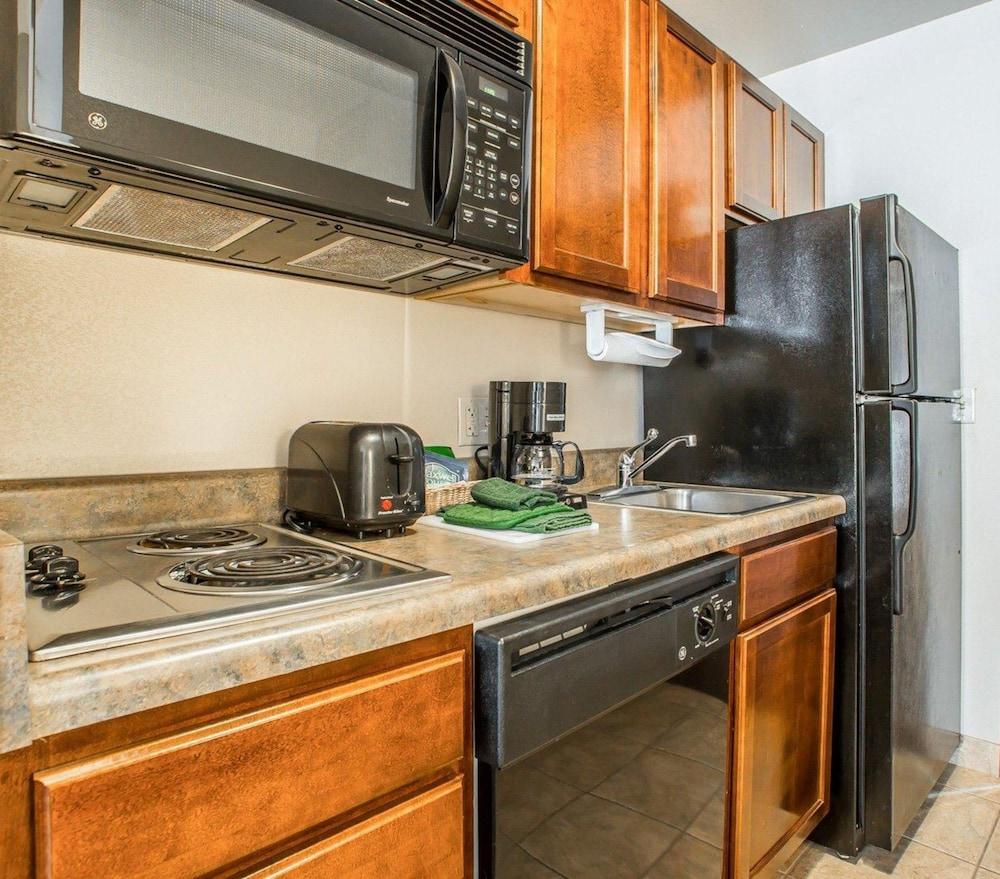 Mainstay Suites St Robert - Fort Leonard Wood Сейнт Робърт Екстериор снимка