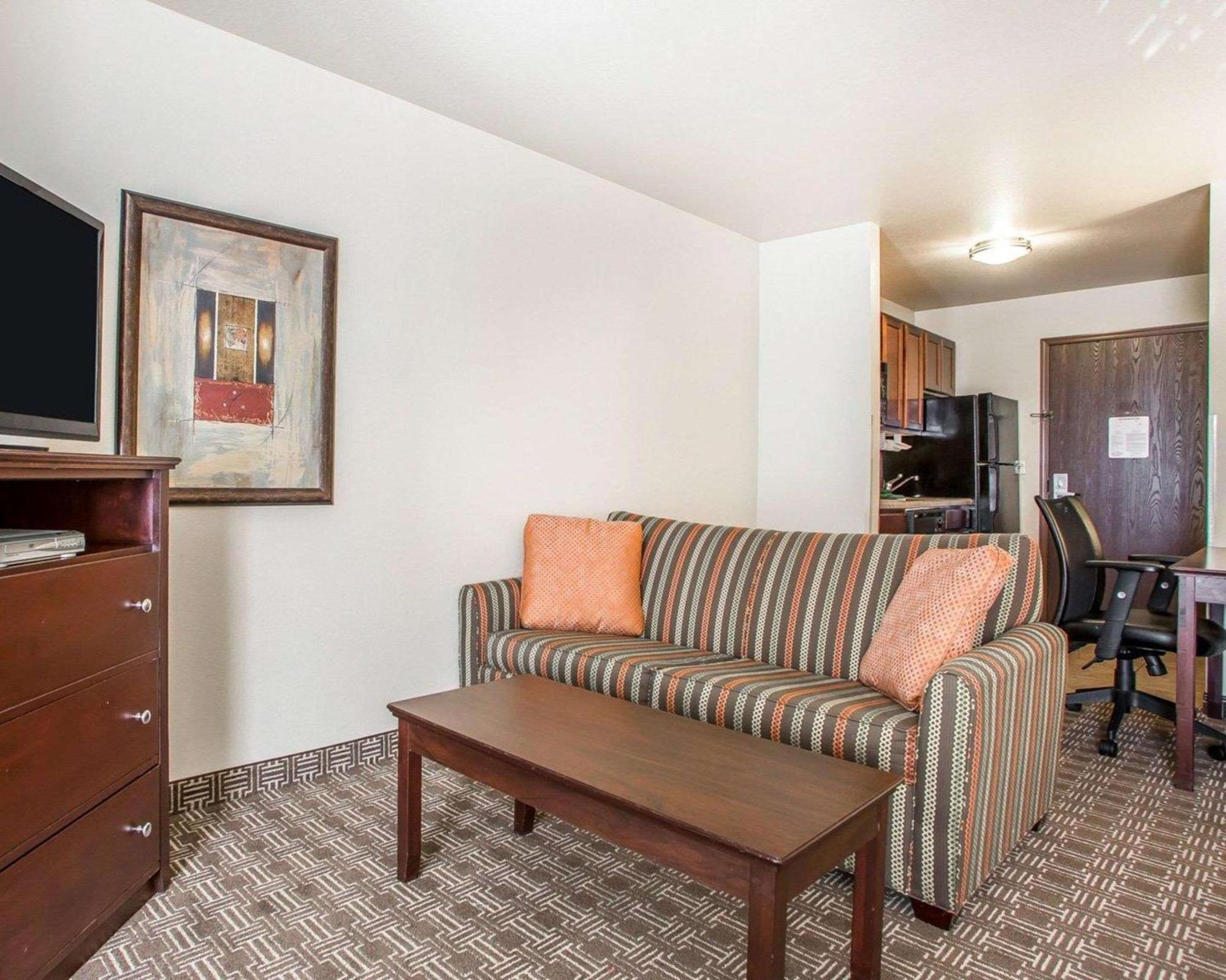 Mainstay Suites St Robert - Fort Leonard Wood Сейнт Робърт Екстериор снимка